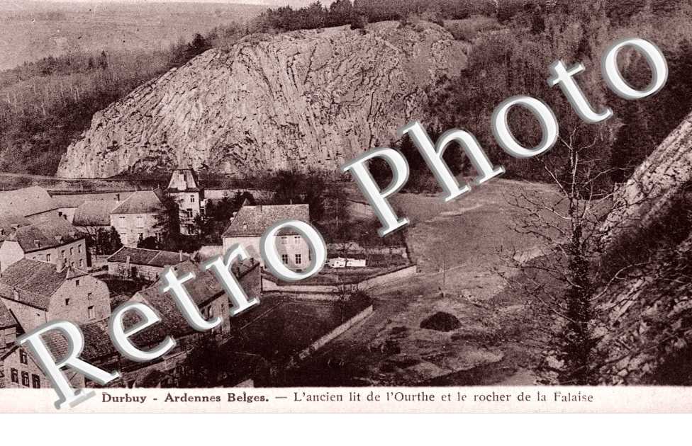 L'ancien lit de l'Ourthe et le rocher de la falaise