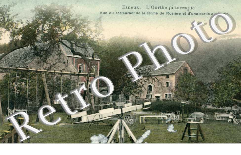 Vue du restaurant de la ferme de Rosiere et d'une partie du jardin