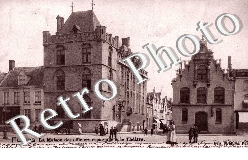 la maison des officiers espagnols et le theatre