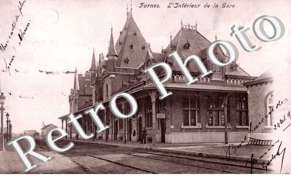 l'Interieur de la Gare
