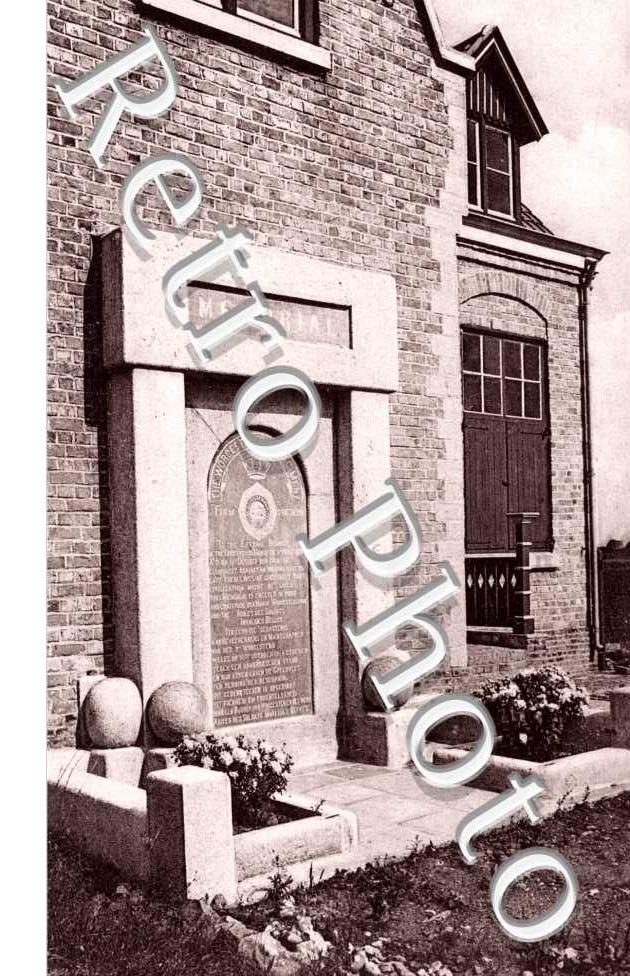 memorial "the Gloucester Regiment"