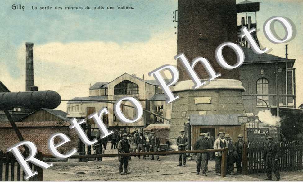 La sortie des mineurs du puits des Vallees