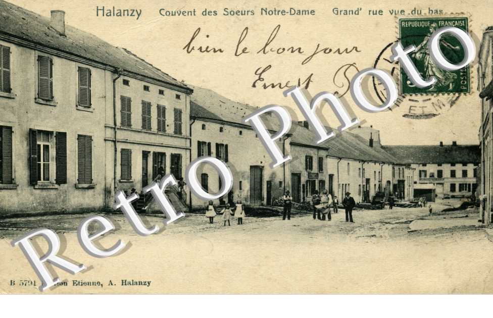 couvent des soeurs Notre-Dame, Grand'rue vue du bas