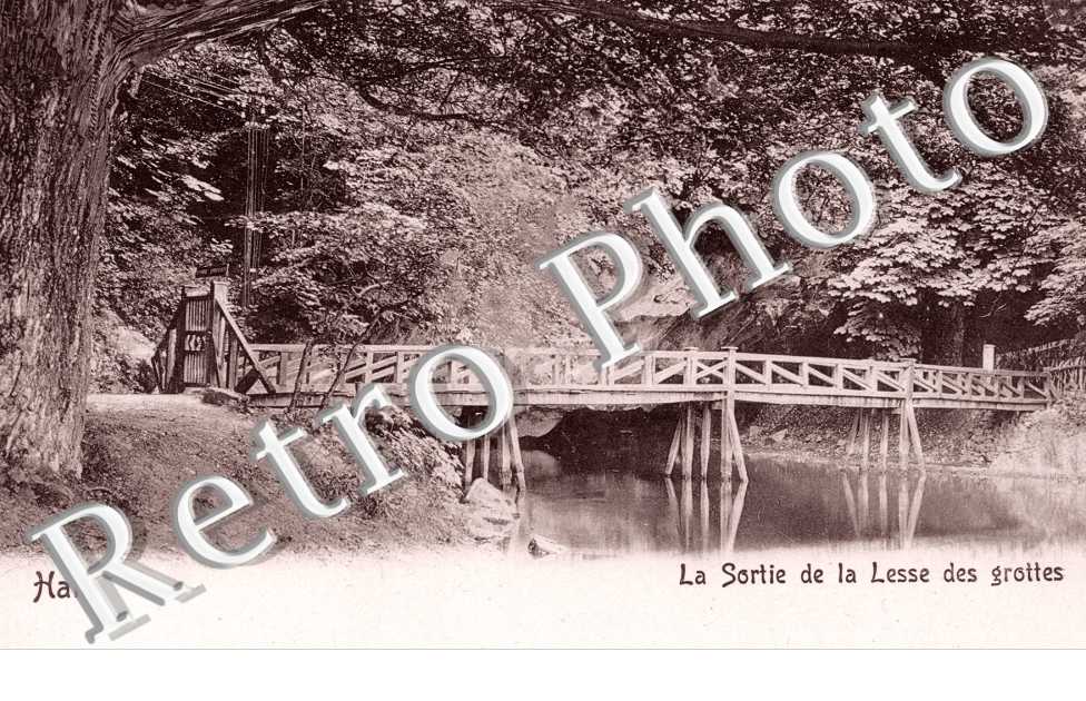 La sortie de la Lesse des grottes