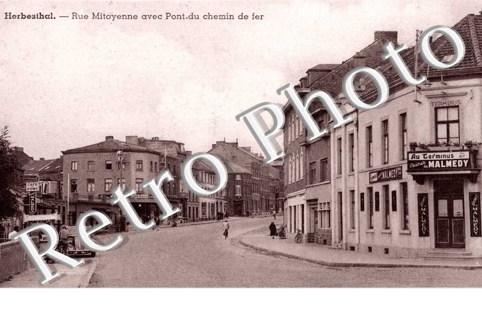 Rue Mitoyenne avec Pont du Chemin de Fer