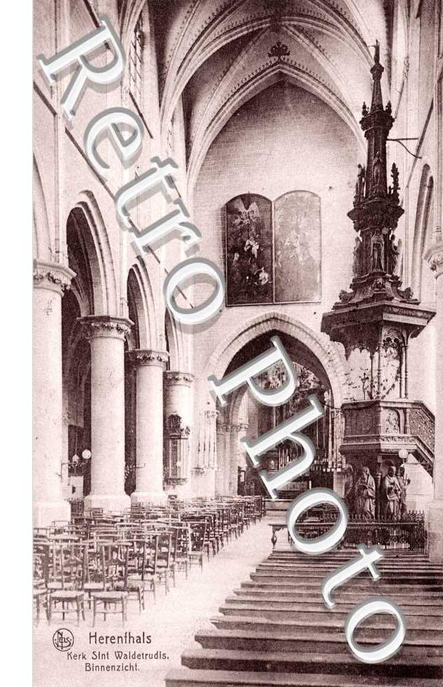 Kerk Sint Waldetrudis Binnenzicht