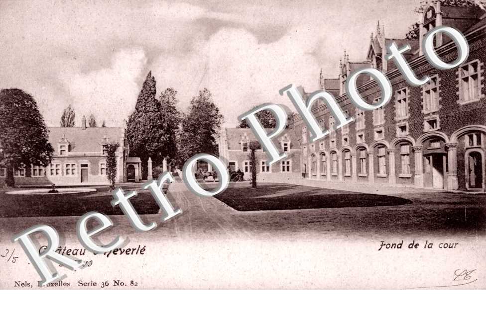 chateau d'Heverle, fond de la cour