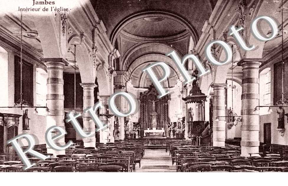 Jambes Interieur de l'Eglise