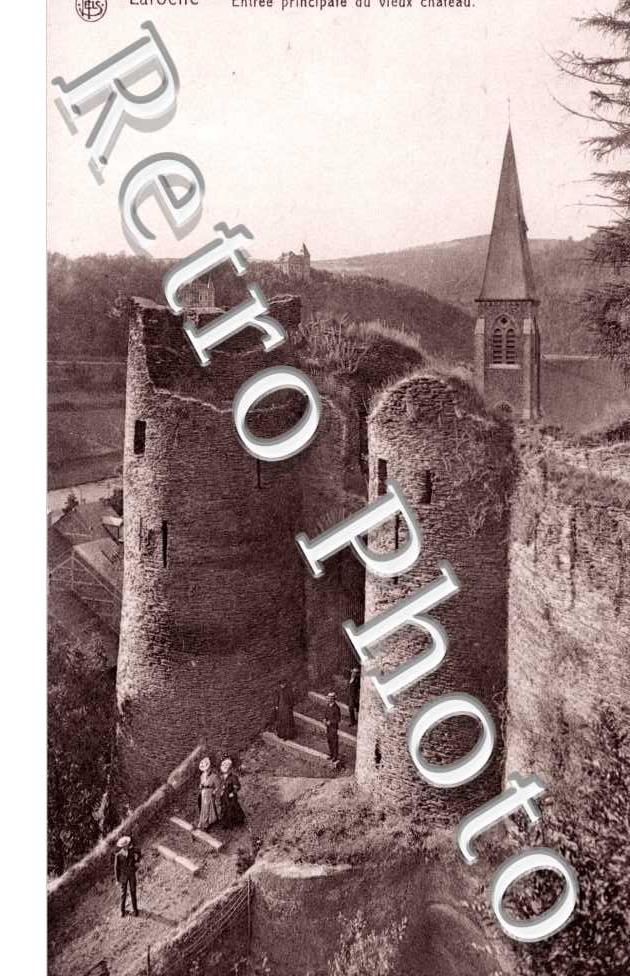Entree principale du vieux chateau