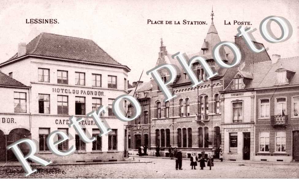 place de la station, la poste