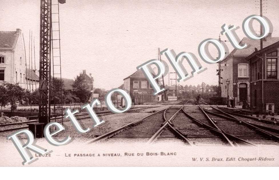 le passage a niveau, rue du Bois-Blanc