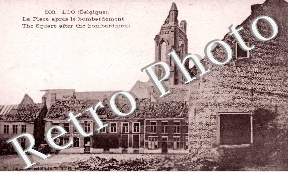 la place apres le bombardement