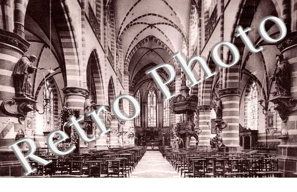 Interieur de l'Eglise