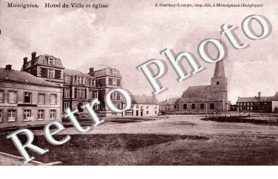 hotel de ville et eglise