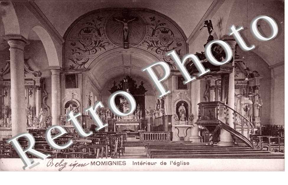 interieur de l'eglise