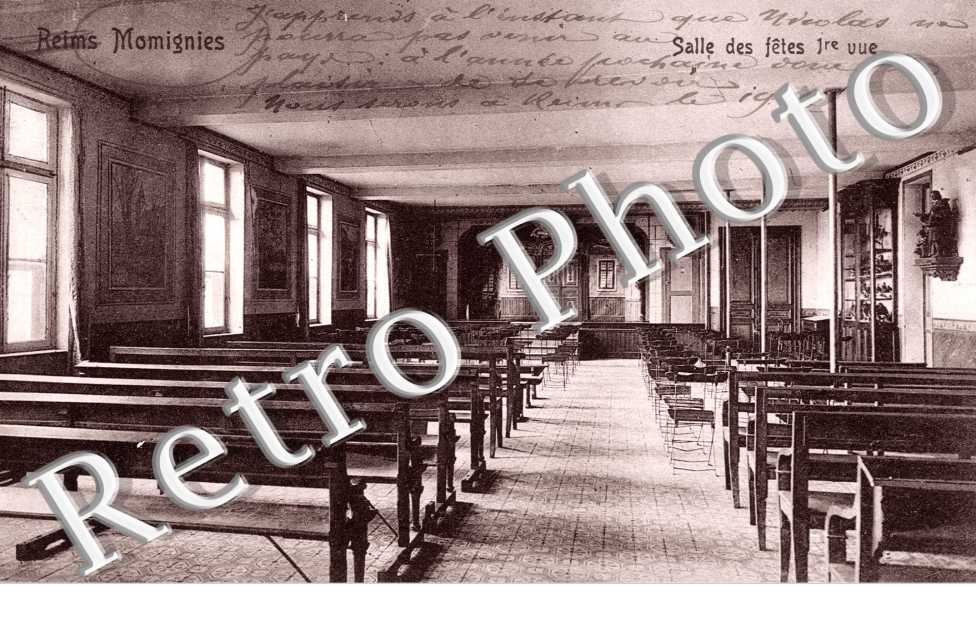 Salle des Fetes - Vue interieure