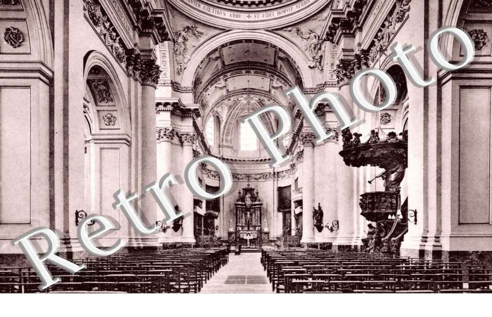 Intérieur de l'église