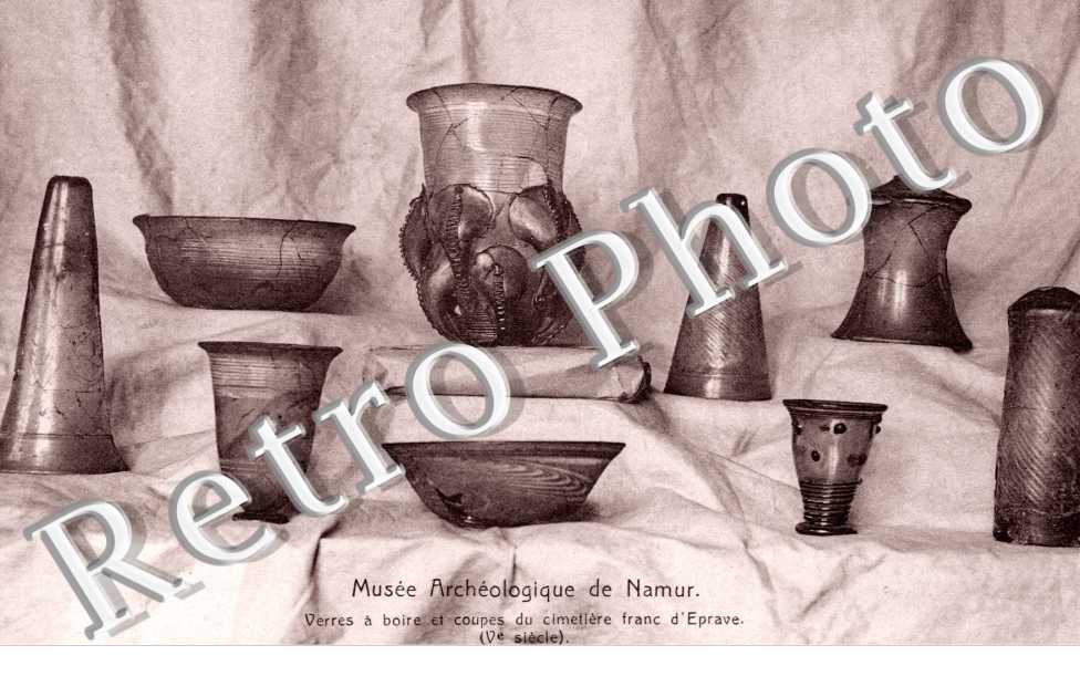 Musee Archeologique, verre et coupes du cimentere franc d'Eprave