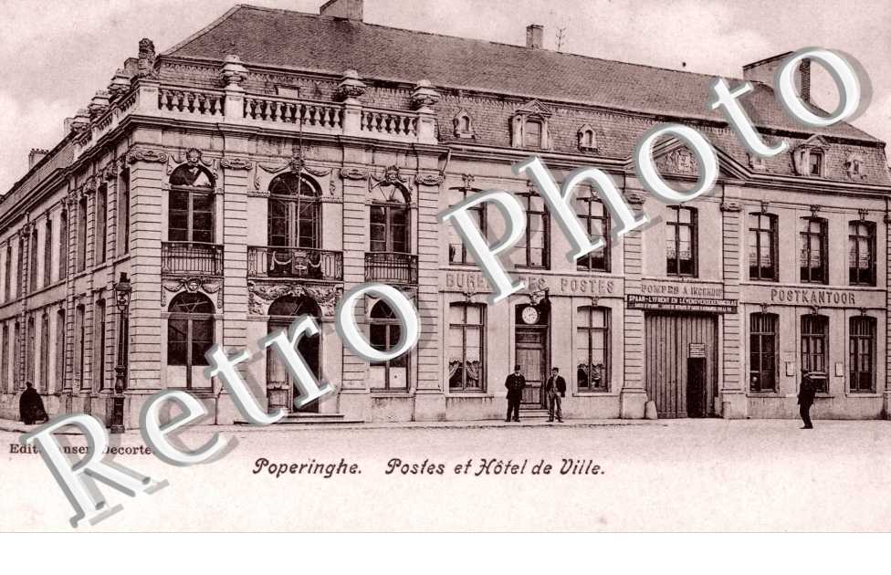 Postes et Hotel de Ville