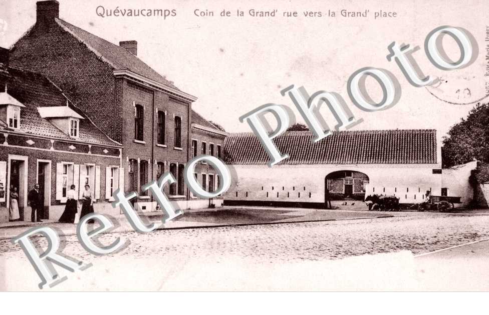 coin de la Grande Rue vers la Grand'place