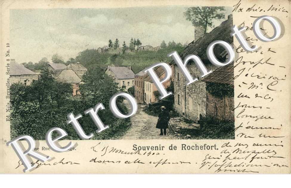 Une Rue du Village