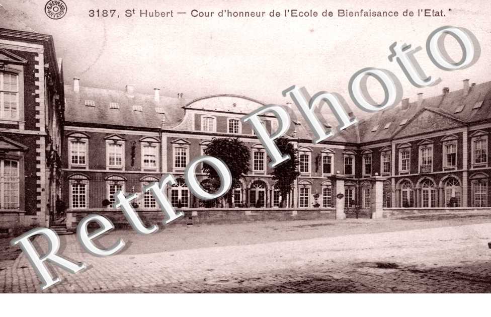 Cour d'Honneur de l'Ecole de Bienfaisance de l'Etat