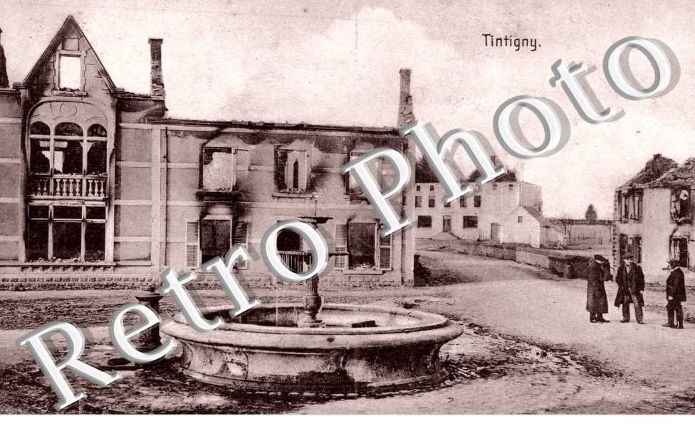 Place de la Fontaine - Ruines