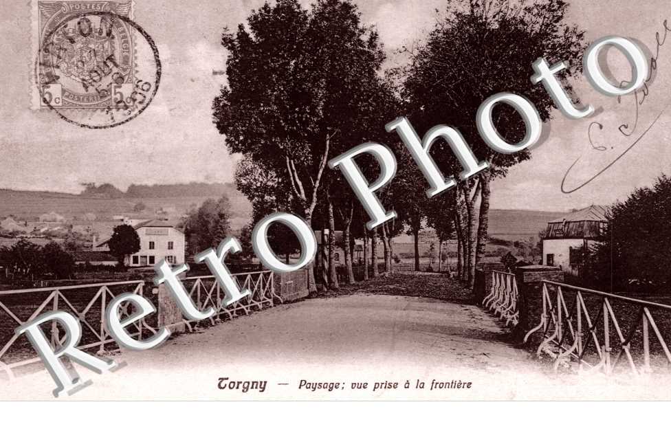 Paysage: vue prise a la frontiere