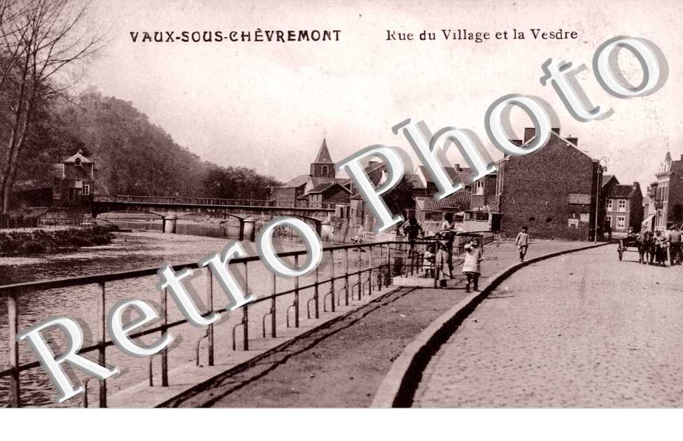 rue du village et la Vesdre