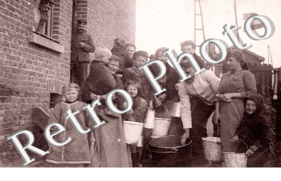 des Adultes et des Enfants en photo
