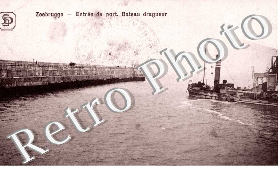 entree du port, bateau dragueur