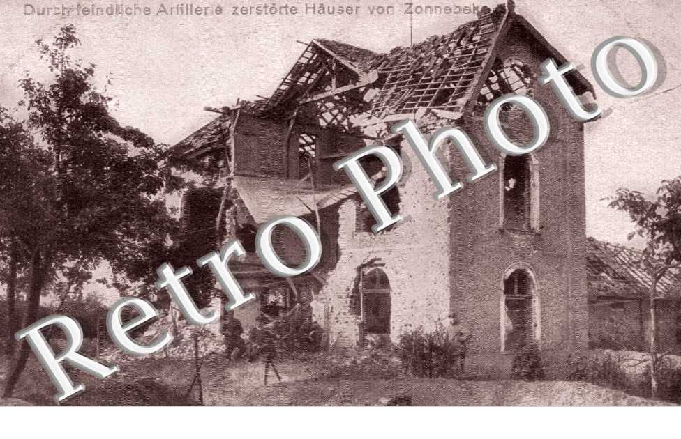 Durch feindliche artillerie zerstorte Hauser von...