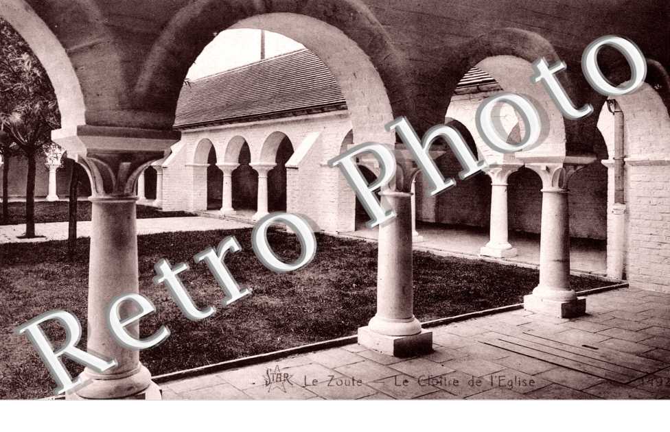 le cloitre de l'eglise