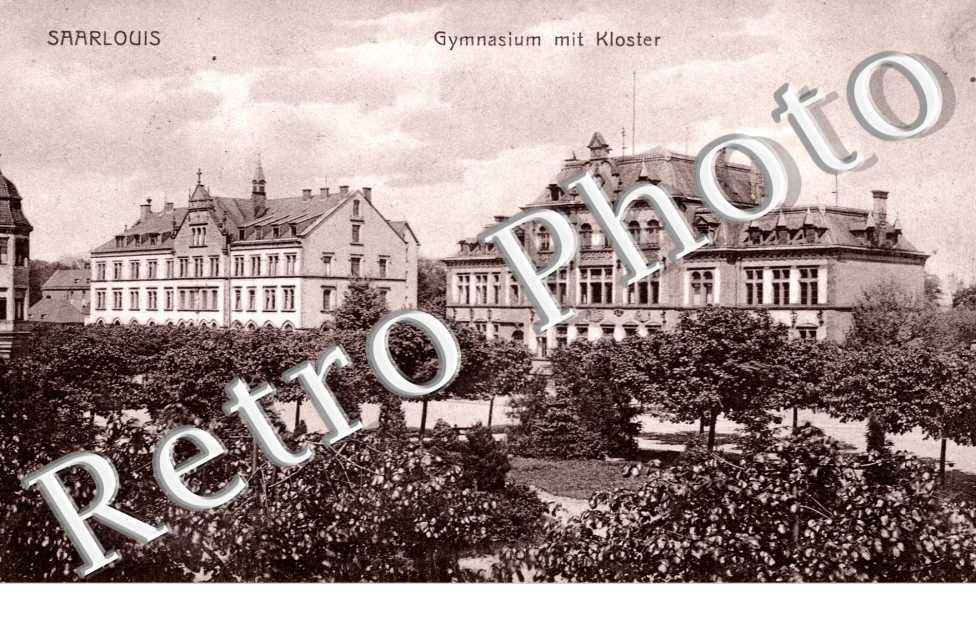Gymnasiue mit Kloster