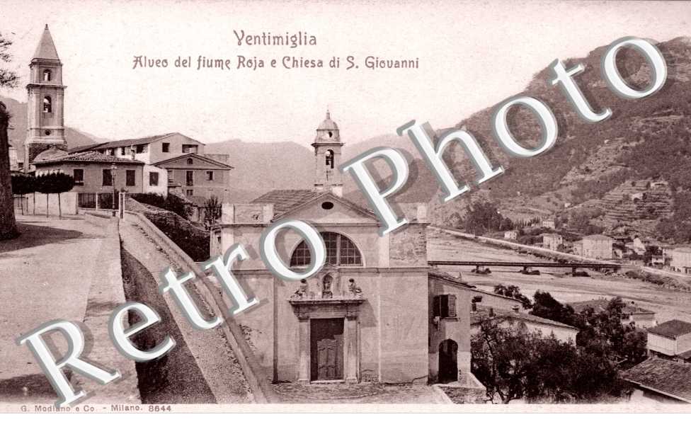 Alveo del fiume Roja e Chiesa