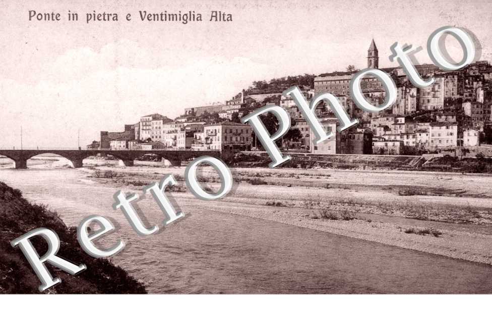 ponte in pietra e Ventimiglia Alta