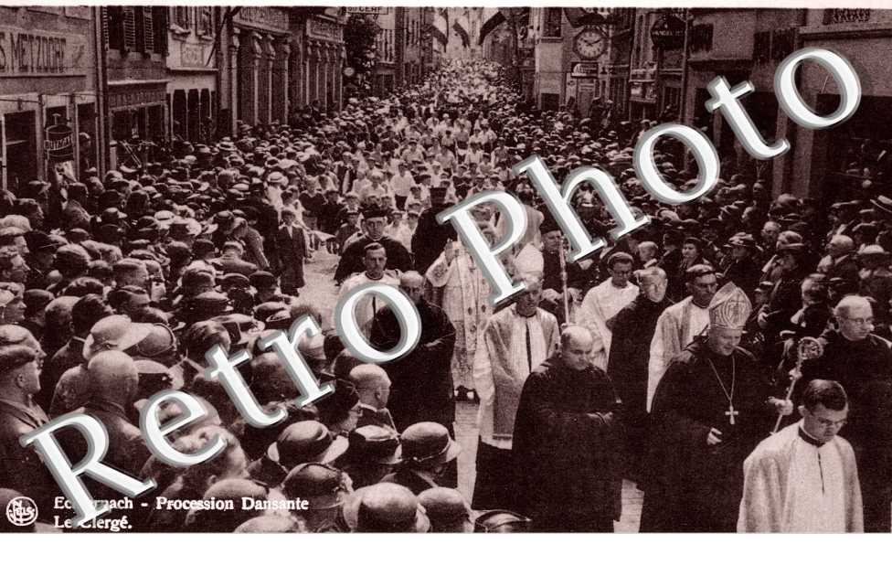 Procession dansante