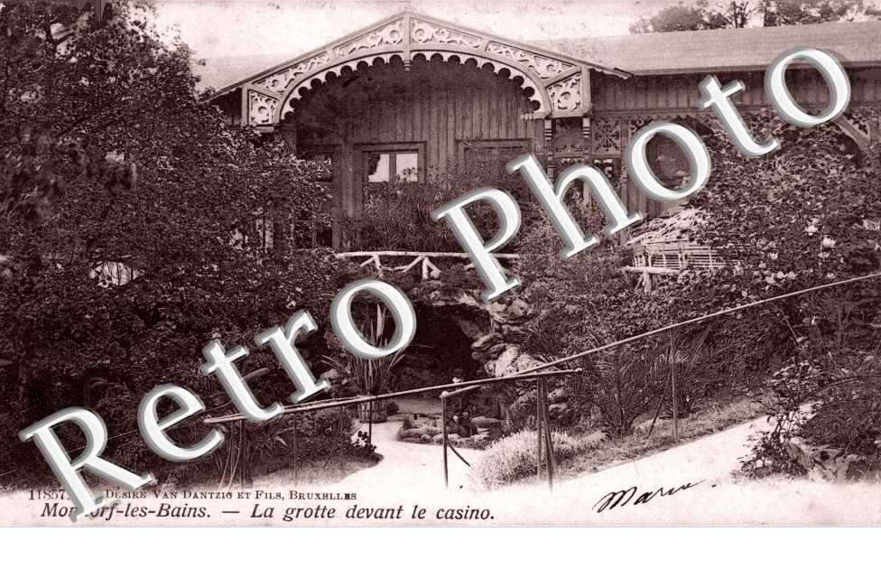 La Grotte devant le Casino