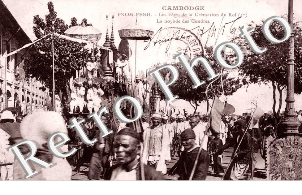 Fetes de la Cremation du Roi, la noyade des Cendres