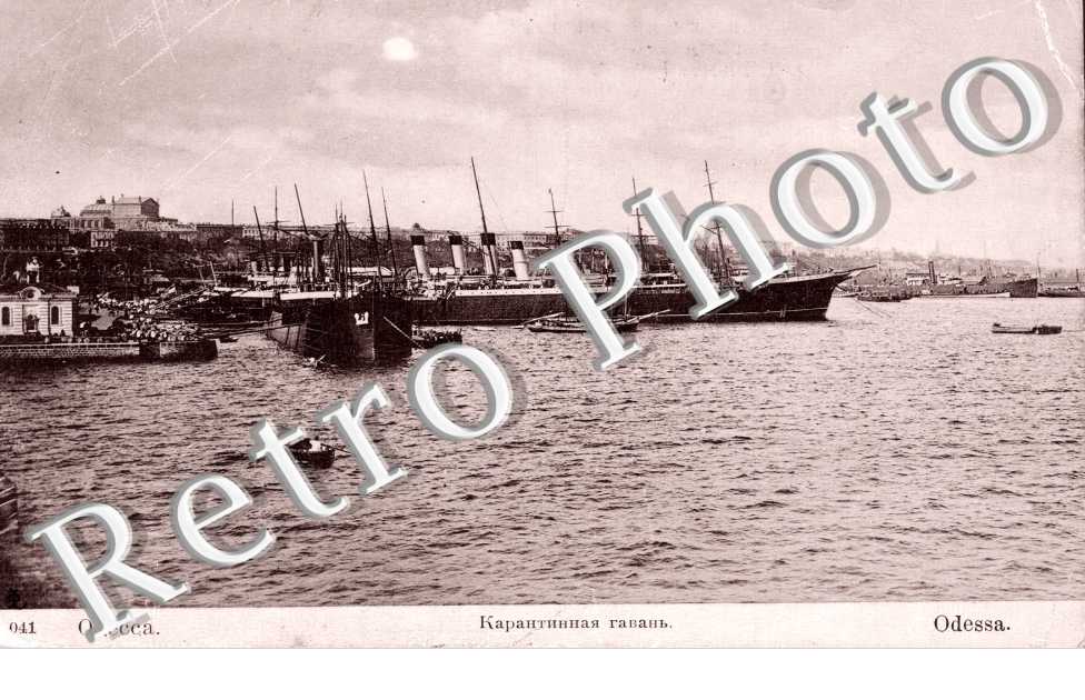 Un Bateau dans le port