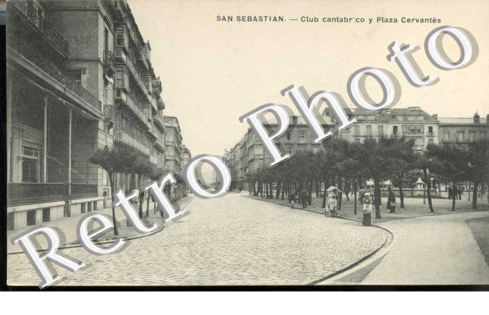 Club Cantabrico y plaza Cervantes