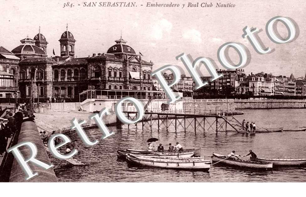 Embarcadero y Real Club Nautico