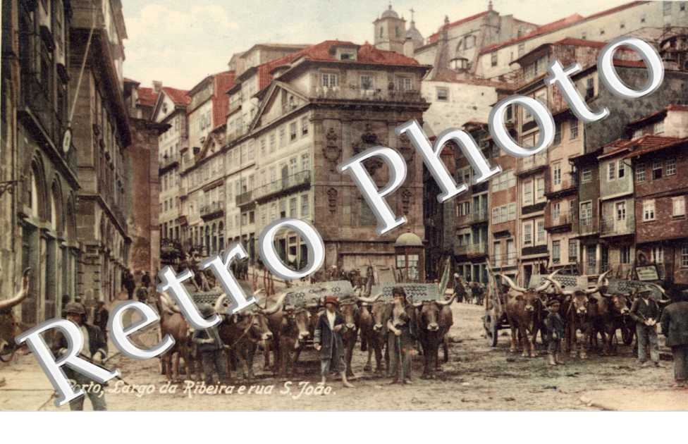 Largo da Ribeira e rua S. Joao
