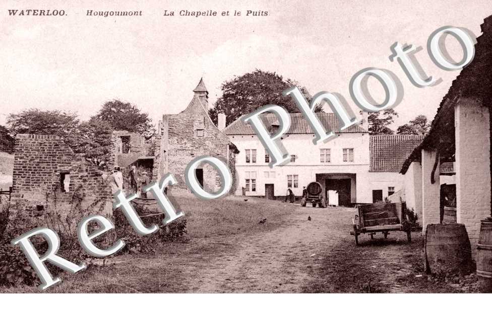 Ferme d'Hougoumont - la Chapelle et le Puits