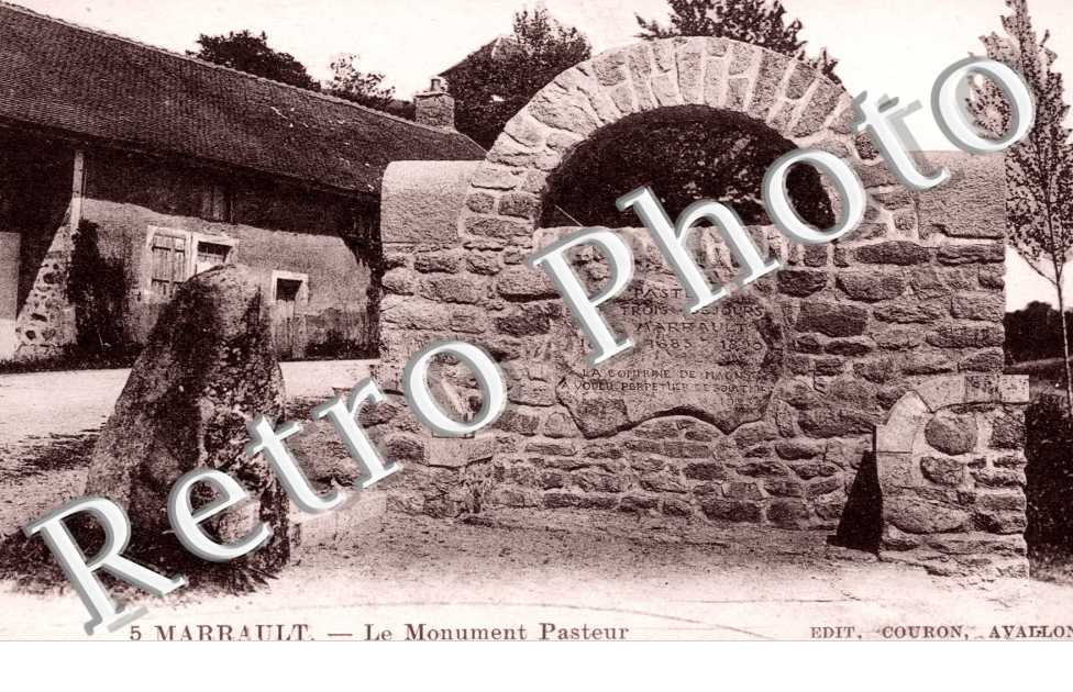 Le monument Pasteur