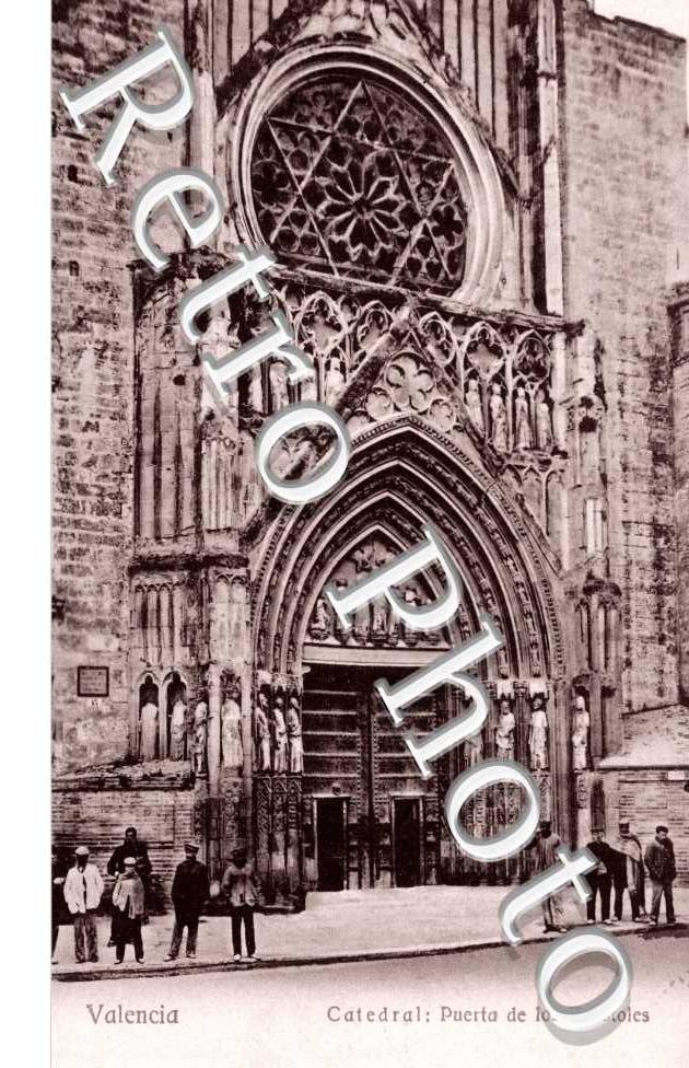 Catedral - Puerta de los Apostoles