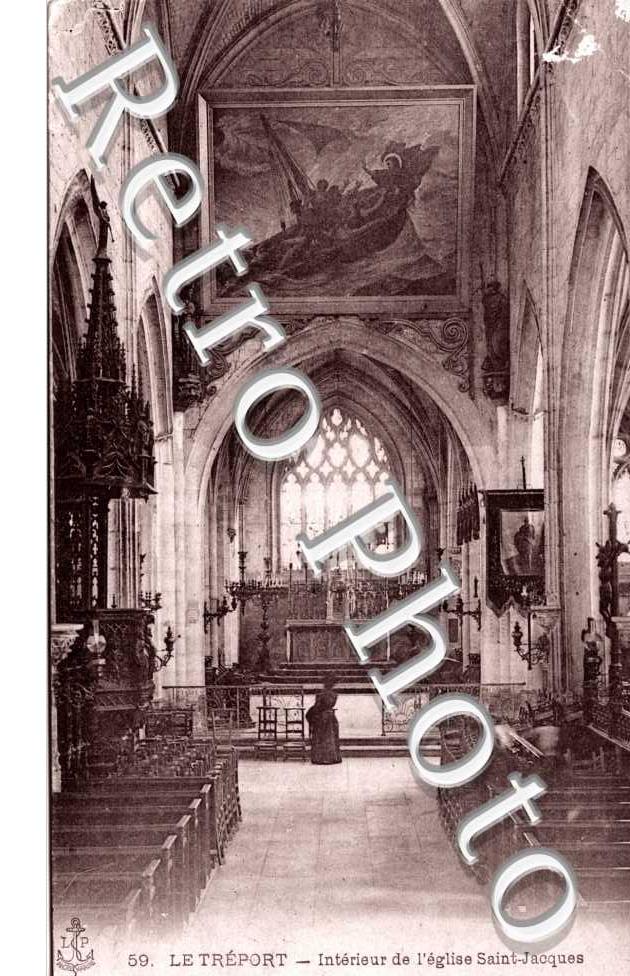Interieur de L'eglise Saint Jacques