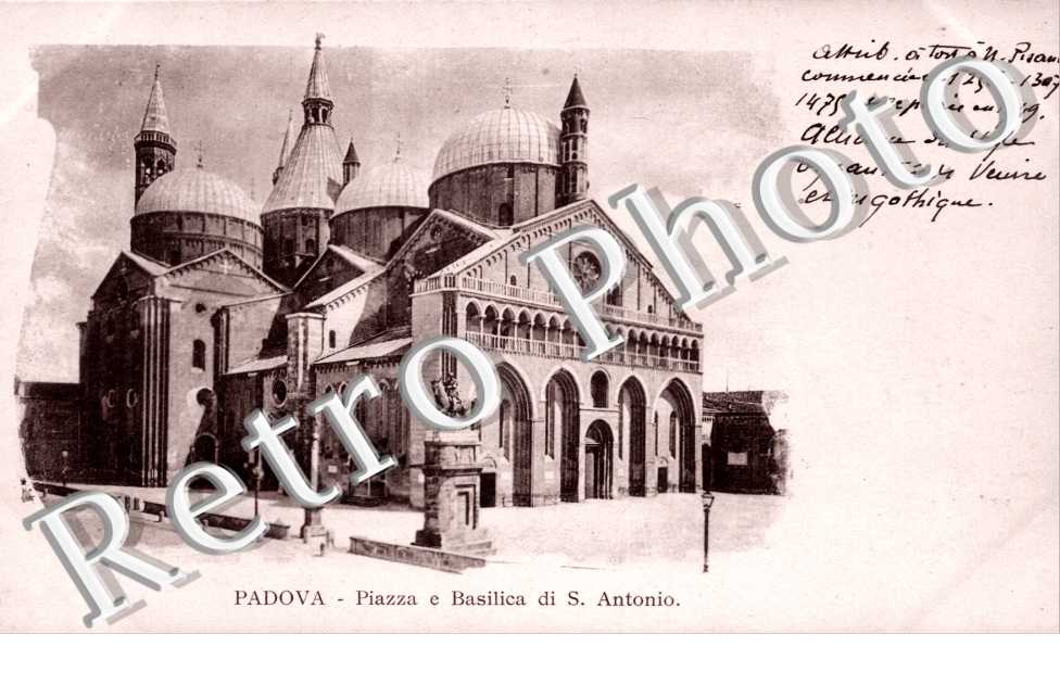 Piazza e basilica di S Antonio