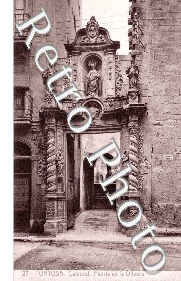 Catedral - Puerta de la Olivera