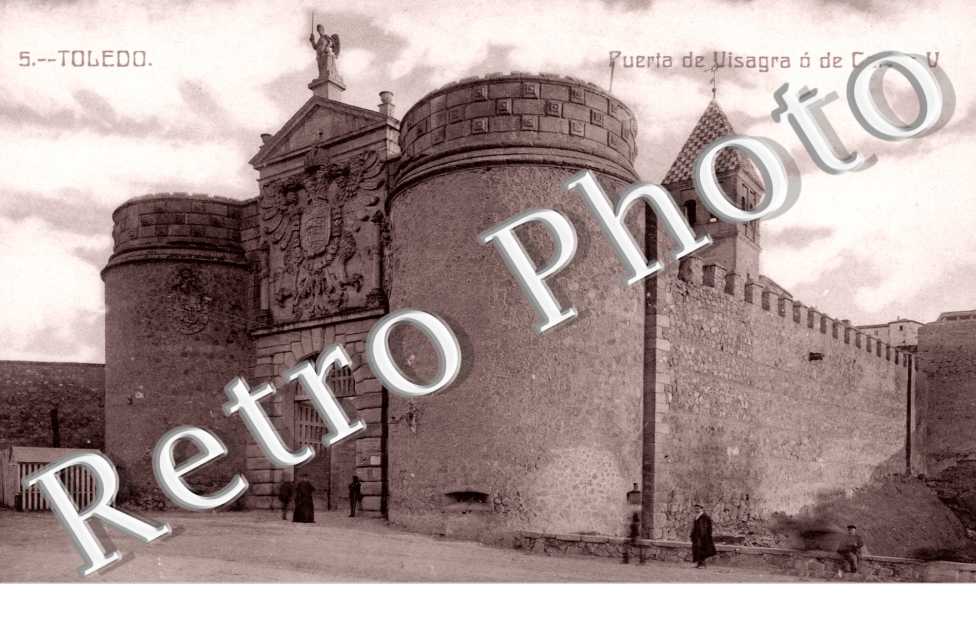 Puerta de Visagra o de carlos V